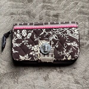Vera Bradley retired Imperial Toile Turn lock Wallet